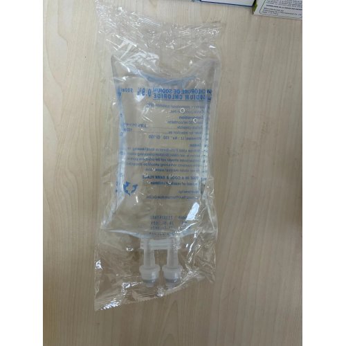 حقن كلوريد الصوديوم 0.9%