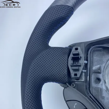 ECR Ever-Carbon Racing High-Quality Customized Matte Carbon Fiber Steering Wheel for Aston Martin