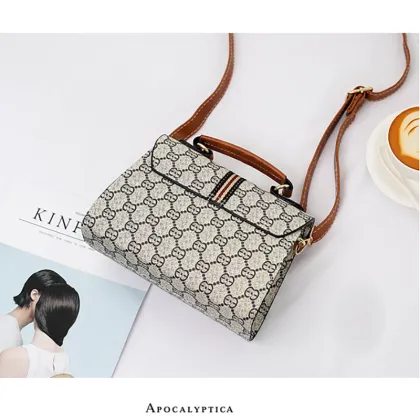 Crossbody Organizing Messenger Tote with Handle