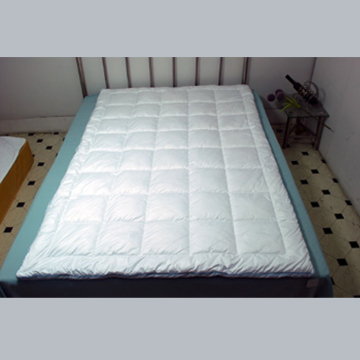 Zwickel Air Zweilagige Steppdecke