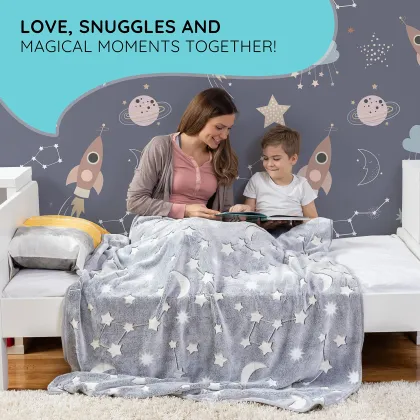 Glow-in-the-Dark Knitted Coral Fleece Hooded Blanket for Children