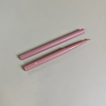 Vegan Plumping Lip Liner - Custom Sting Instant Plump Extreme Lip Liner