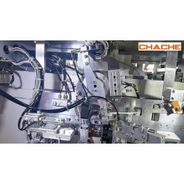Automatic hook changing device