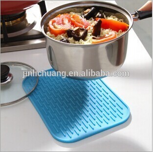 LFGB Heat Resistant silicone draining mat/silicone oil filter mat