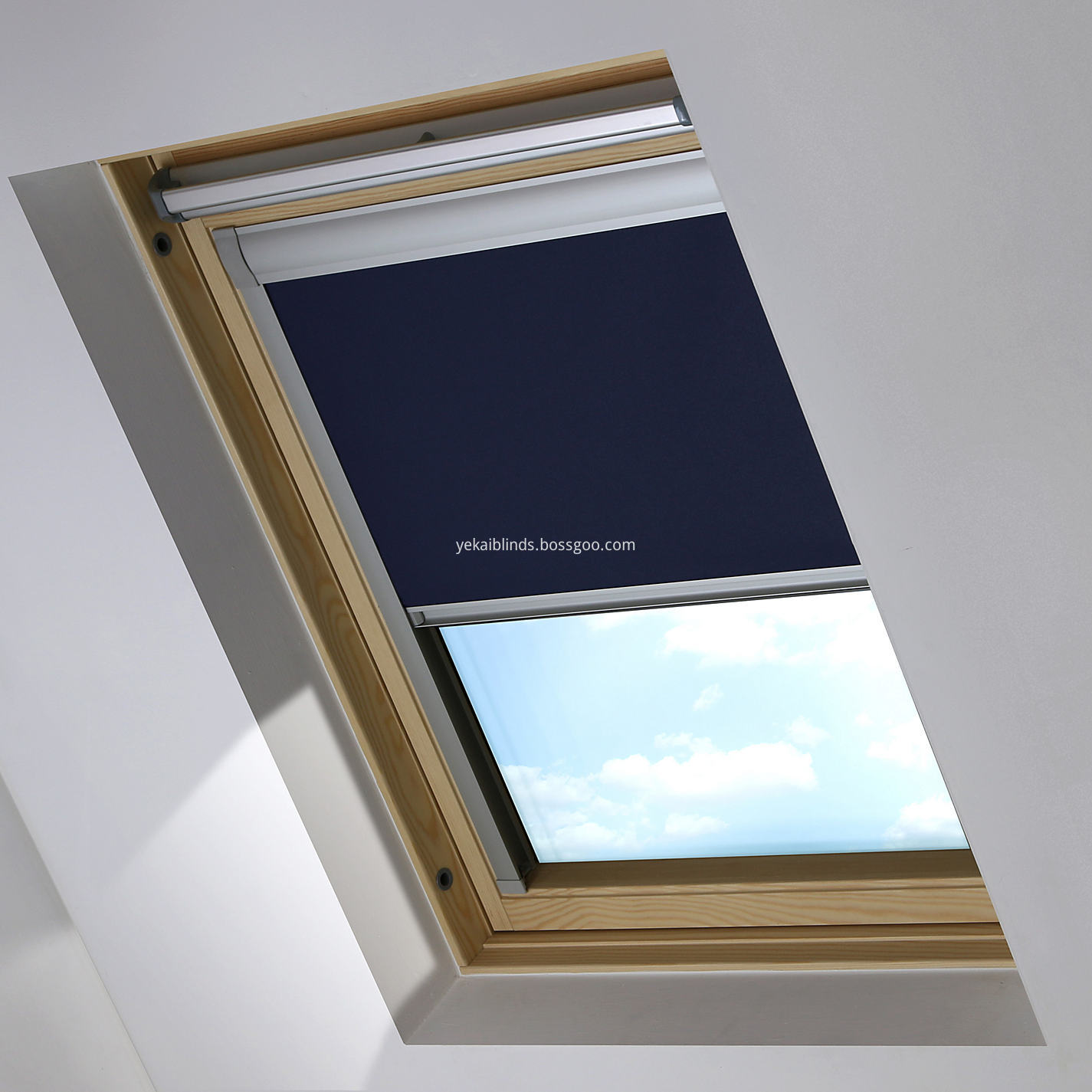 BLUE-SKYLIGHT BLINDS