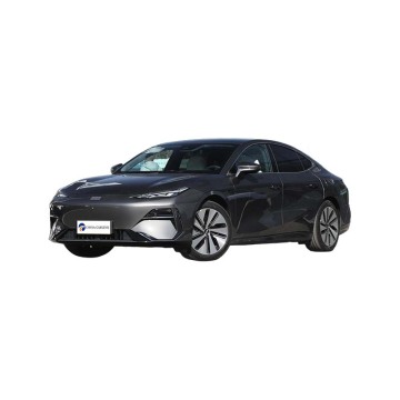 2024 Geely Galaxy E8 Pure Electric Sedan-665 km Range de 4 portas EV de 5 lugares