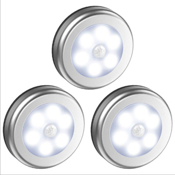 Sensore di movimento ricaricabile wireless LED sotto l'illuminazione dell'armadio
