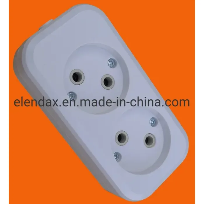 4-контактная удлинительная розетка европейского типа (E8004)