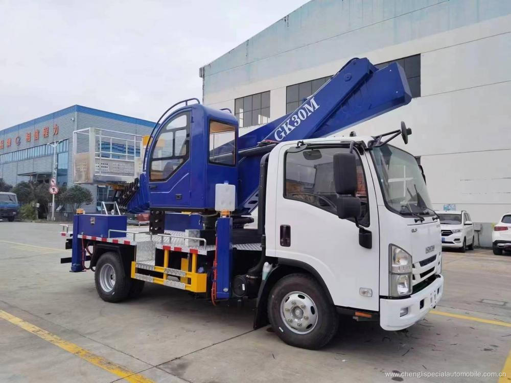 ISUZU 30m high altitude operation truck