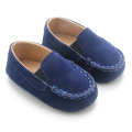 Chaussures bateau garçon de couleur bleue