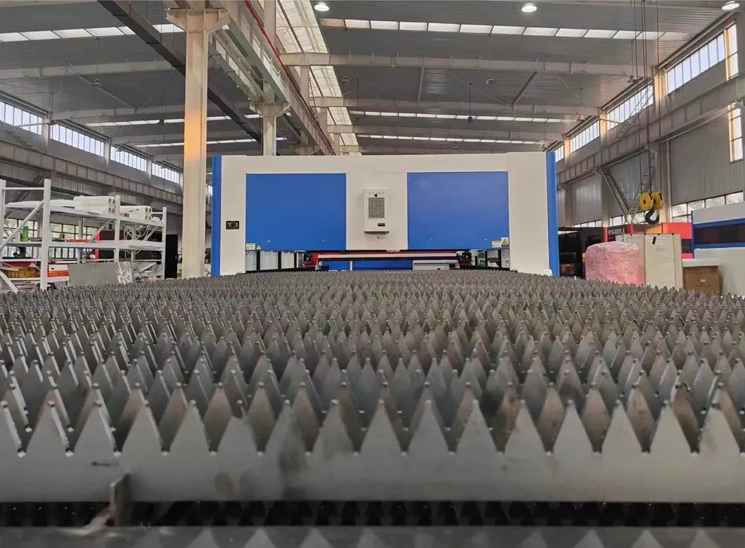 Full-Protective Two Interchangable Fiber Tables Laser Sheet Cutting Cutter Machine