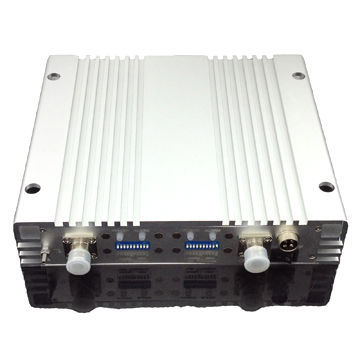 GSM DCS Dual Band Mobile Phone Signal Repeater, Amplifier Booster w/2,500m2 Coverage Area