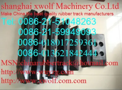 LIEBHERR excavator rubber track