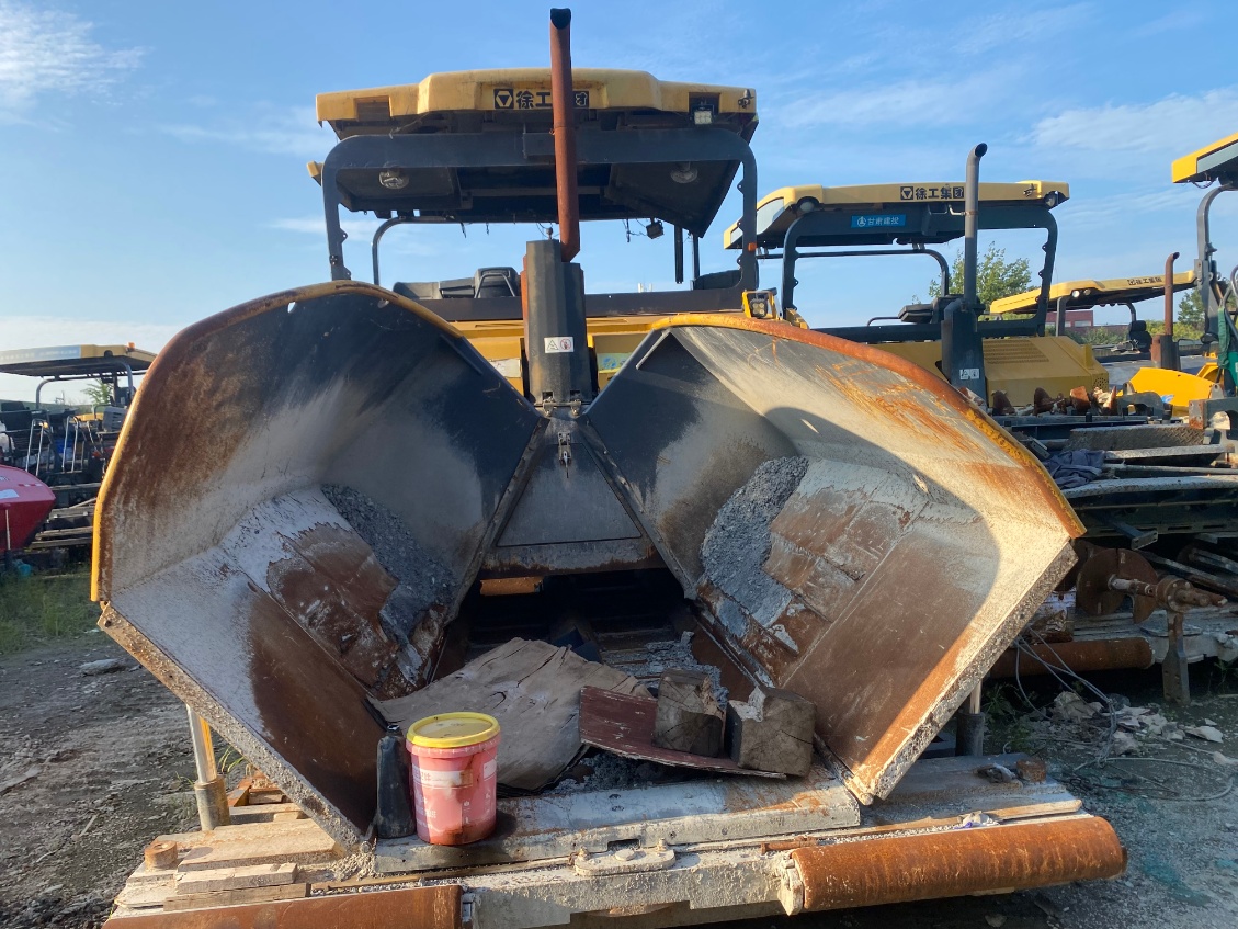 XCMG second hand paver machine RP1655