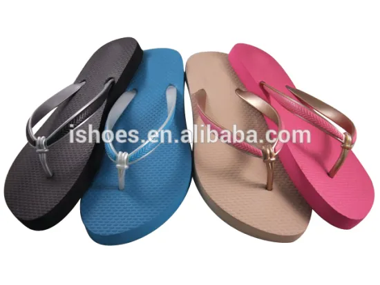 2015 good quality low price 2 tone strap basic PE beach slippers