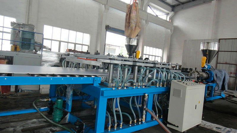 WPC Floor Production Line Extruder