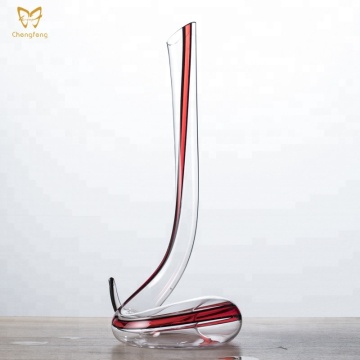 Elegant Snake-Shaped Crystal Wine Decanter for Hotels and Parties