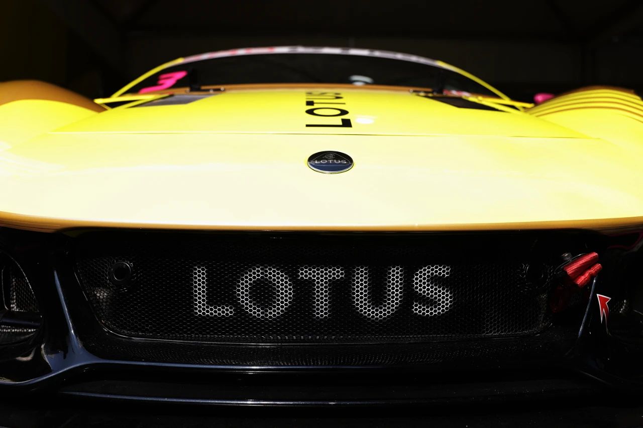LOTUS12
