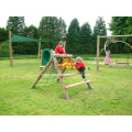 Scramble Climber Equipment Playground On Park para niños