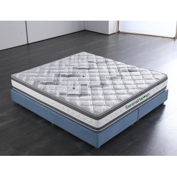 Materasso in acido ialuronico con rivestimento superiore rimovibile