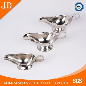 High-end decorated gravy boat with handle