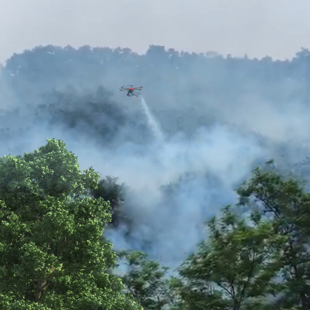 Agricultural Drone Mist Machine Agricultural drone loading hot fog machine