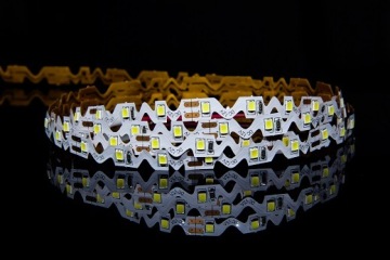 High Quality DC12V Epistar 2835/3014 S-Shape/Zigzag LED Flexible Strip