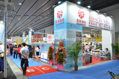 การตัดแต่งฟิล์มยืดกลไก wrapping film stretch making machine