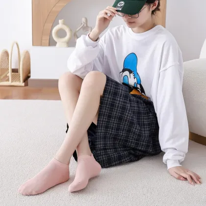 Embroidered Boat Socks with Mickey Love