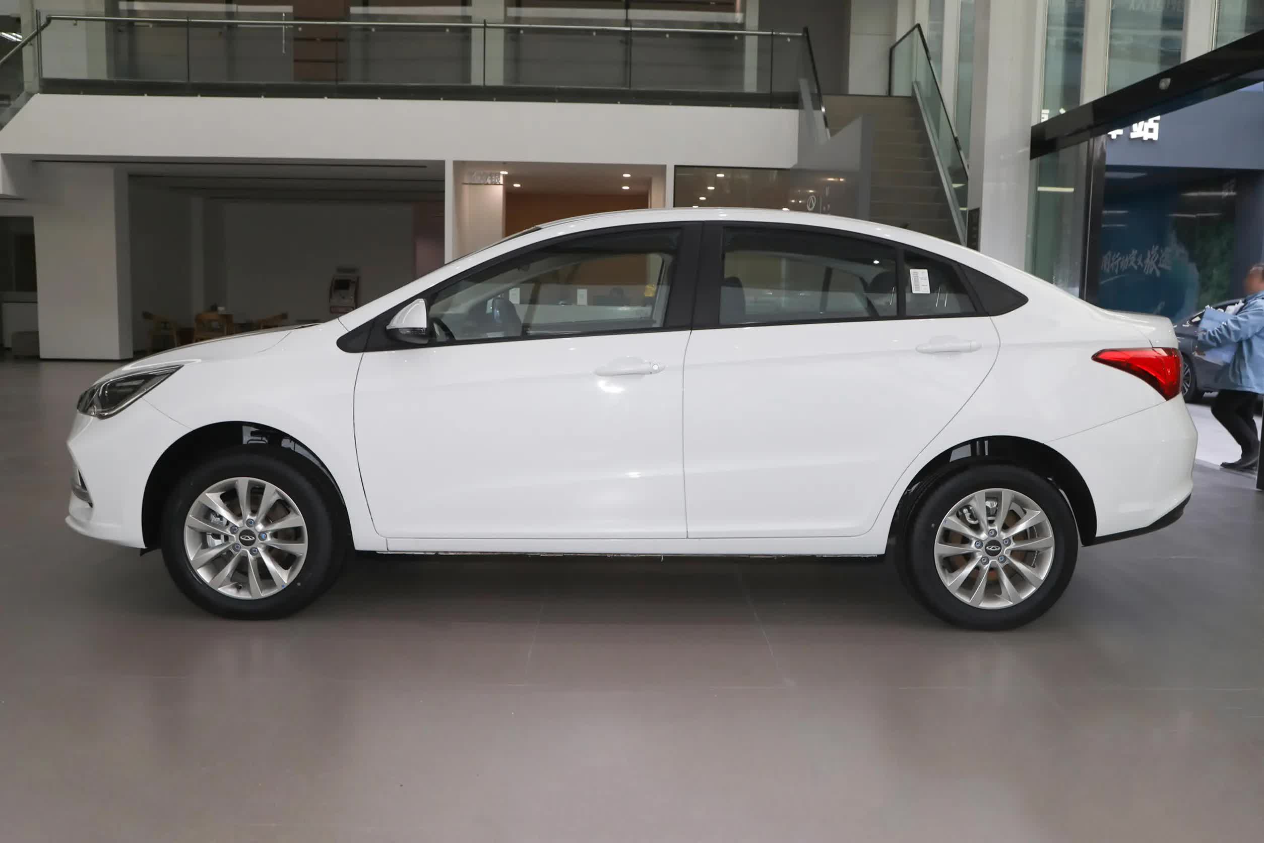 CHERY ARRIZO E COMPACT ELECTRIC SEDAN