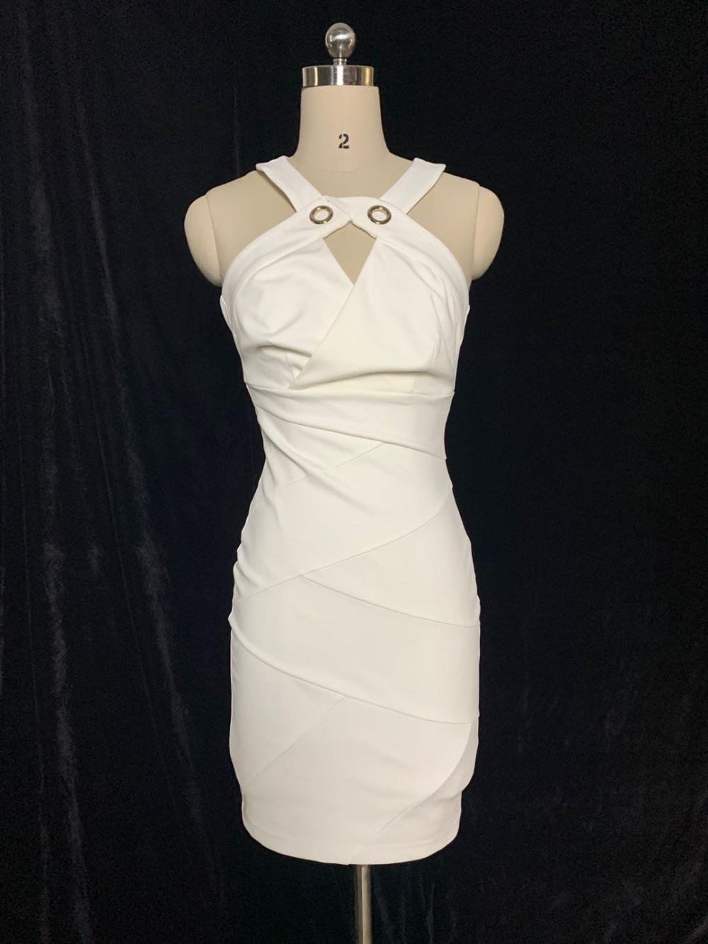 A Slim Skirt With Metal Loops For Women