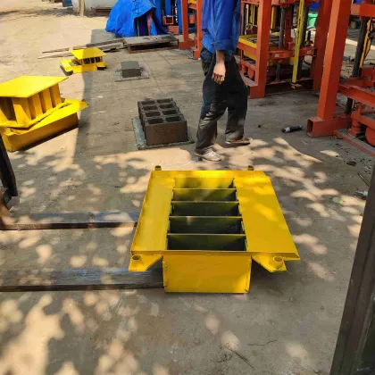 Concrete Block Machine - Maquinaria para Construcción