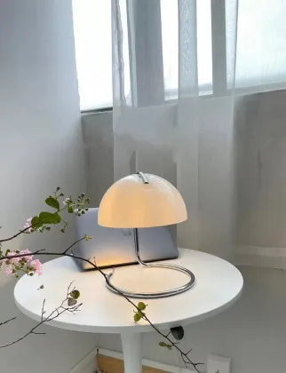 Bauhaus Style Pudding Table Lamp