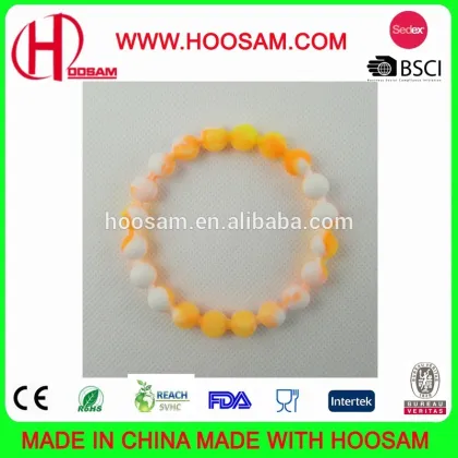 2017 new design charm bead bracelet custom silicon bead bracelet
