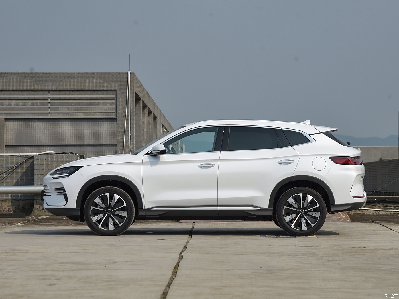 Comfortable byd song plus ev