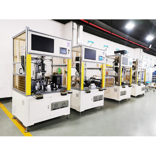 Зборная лінія пярэдняга кіравання націскавай машынай націскавай машыне