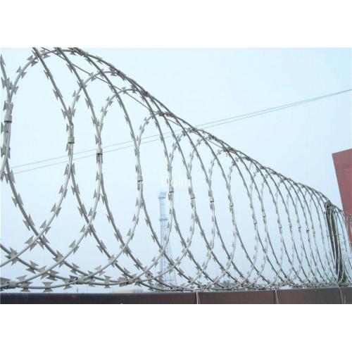 razor wire vs barbed wire