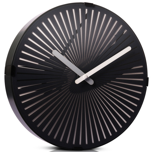 Beating Motion Wall Clock