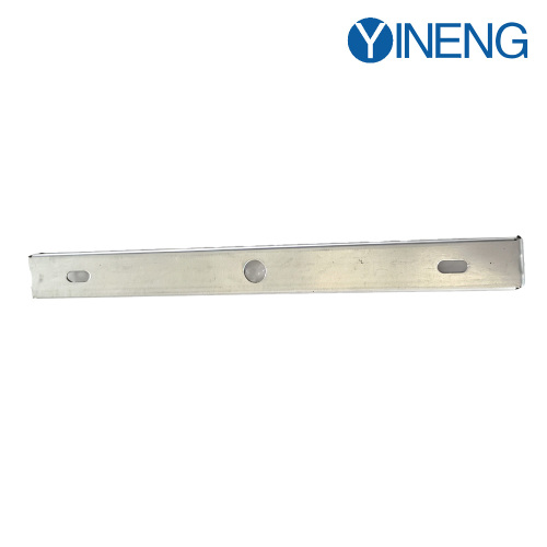 Braket Gantung Logam Lampu