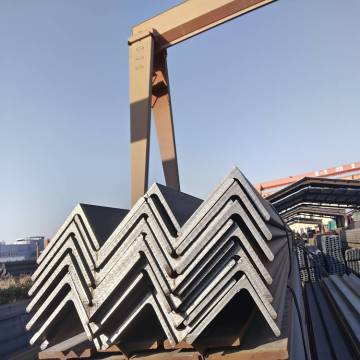 Acero de ángulo de grado premium para uso industrial