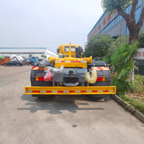 Мусоровочный грузовик с крючком Isuzu