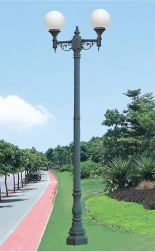 Sand-cast Aluminium Garden Lamp