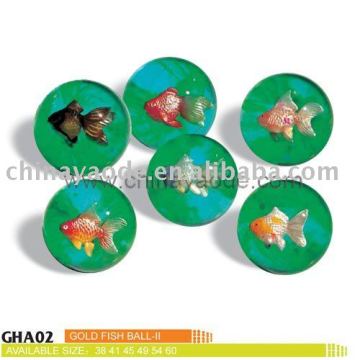 3D figurine goldfish bouncing ball