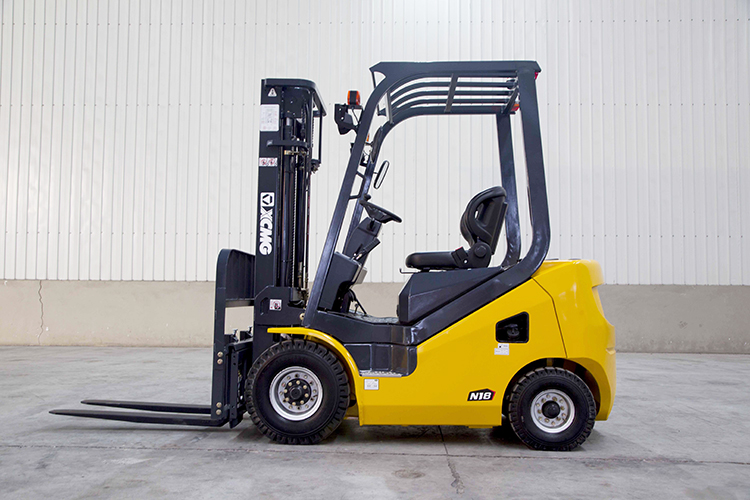 XCMG 1.5ton mini diesel forklift truck FD15T