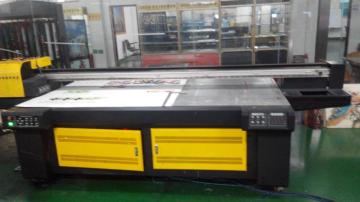 UV-2030 cheap large format digital uv Bottle opener metal sticker printer