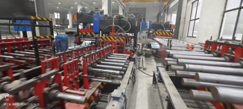 Bridge forming machine