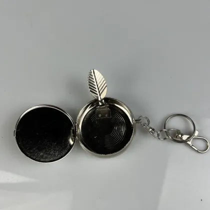 Stainless Steel Mini Portable Ashtray with Cigarette Snuff Device