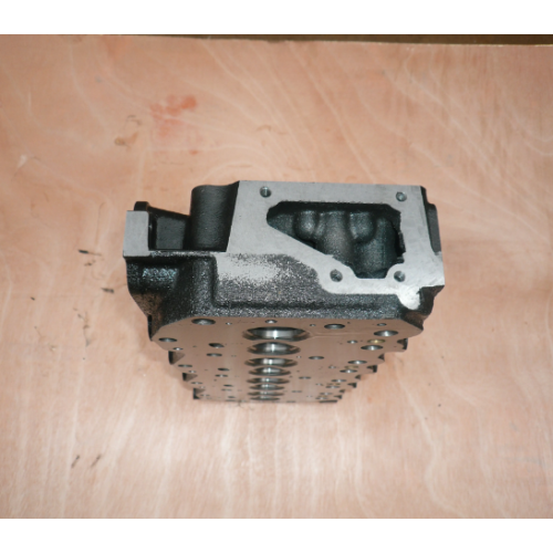 AUTO Cylinder Head for NISSAN Terrano TD27 TD27T 2.7D Engine