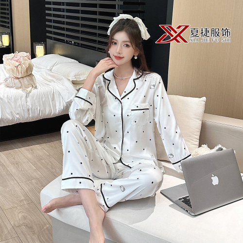 Белый атласный пижамный комплект в горошек