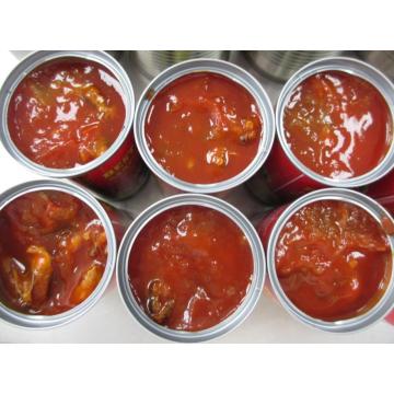 Pescado de caballa en conserva en sabor a salsa de tomate